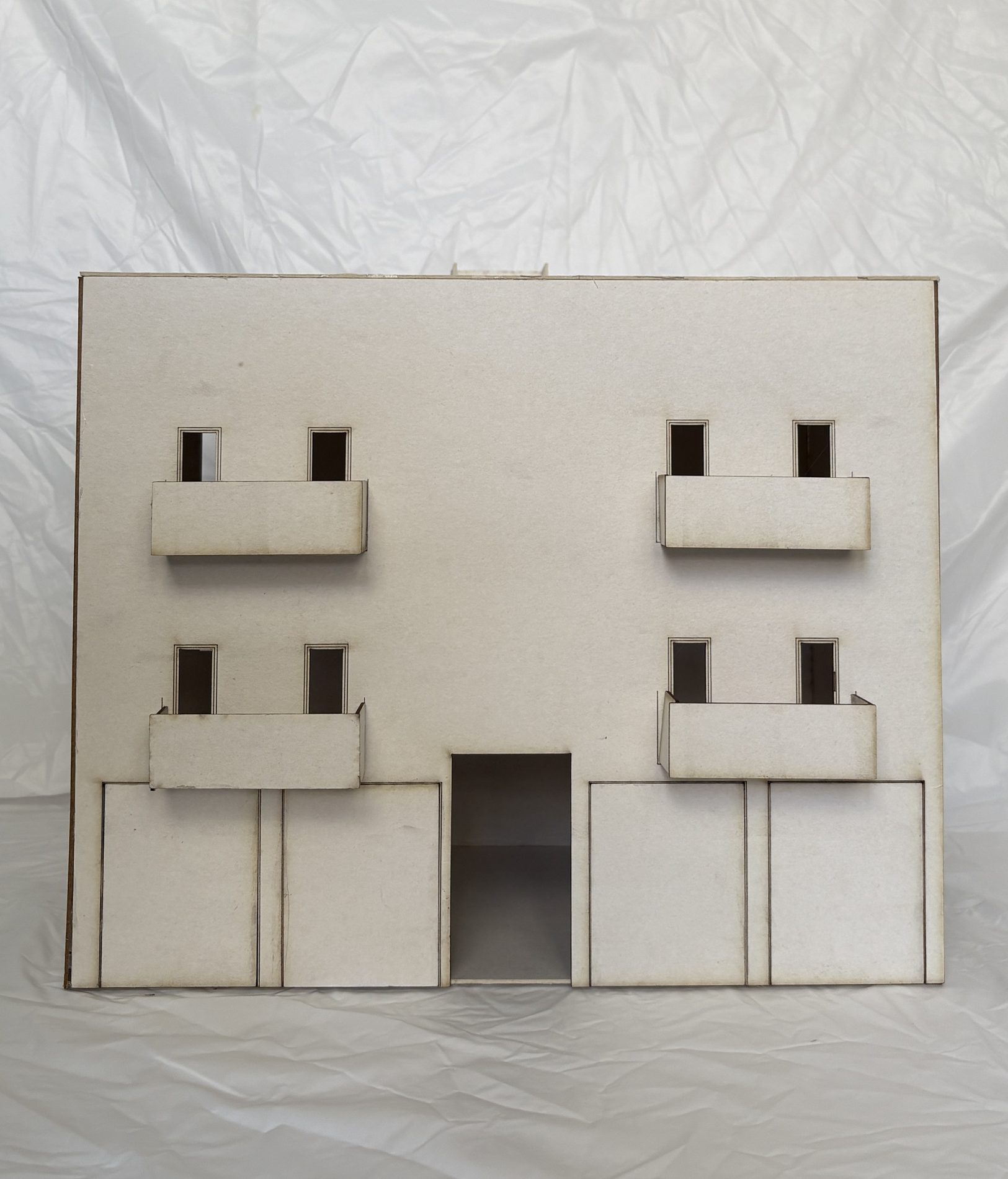 Massing study, the preserved facade